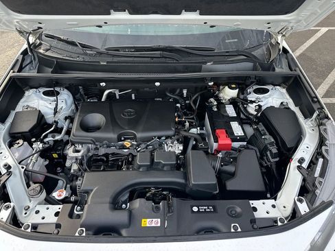 Certified 2022 Toyota RAV4 XLE image 28