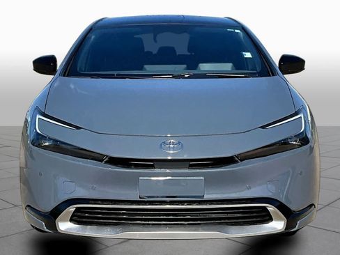 Used 2024 Toyota Prius XLE image 4