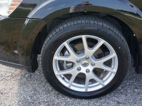 Used 2018 Dodge Journey SXT w/ Connectivity Group AWD/4WD image 6