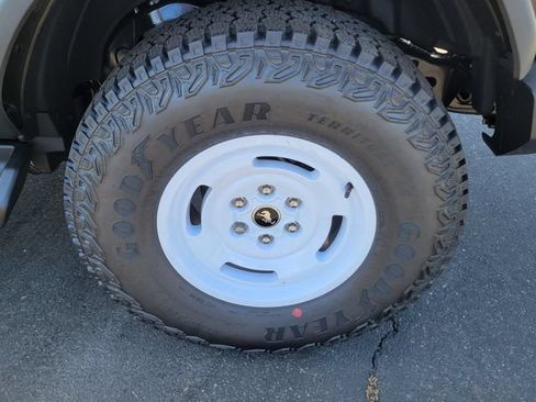 New 2026 Ford Bronco Heritage Edition AWD/4WD image 6