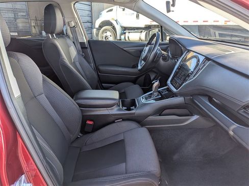 Used 2025 Subaru Outback Premium image 30
