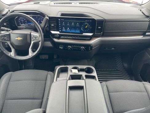 Used 2022 Chevrolet Silverado 1500 LT image 21