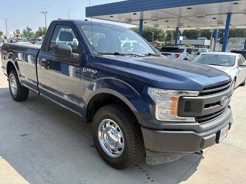 Used 2018 Ford F150 XL w/ XL Power Equipment Group AWD/4WD image 4