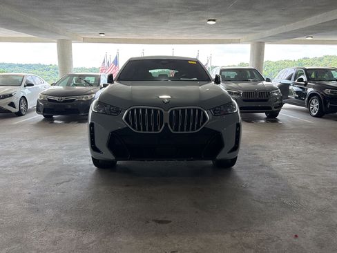 Used 2024 BMW X6 xDrive40i w/ Premium Package AWD/4WD image 5