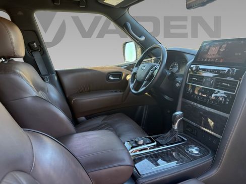 Used 2023 Nissan Armada Platinum w/ Captain's Chairs Package image 10
