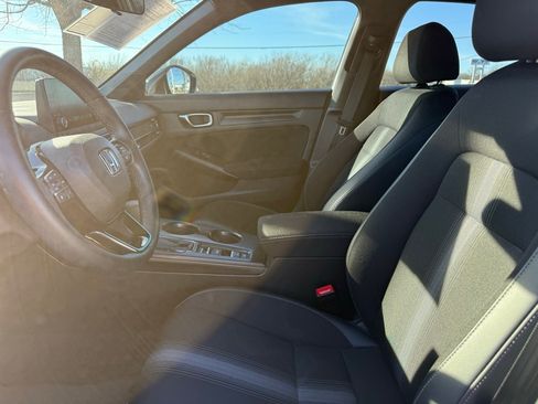 Used 2024 Honda Civic Sport image 9