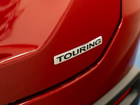 New 2025 Honda Pilot Touring image 10