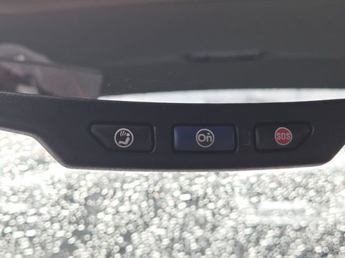 Used 2017 Buick Regal Premium w/ Driver Confidence Package #2 FWD image 31