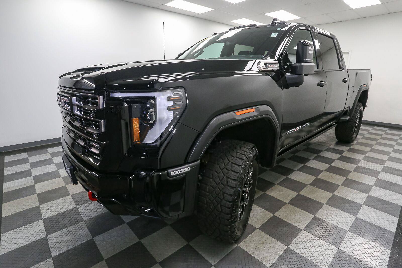 Used 2026 GMC Sierra 2500 AT4X w/ Snow Plow Prep/Camper Package AWD/4WD image 4
