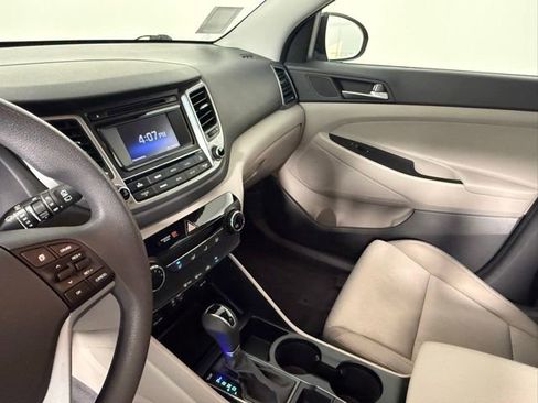 Used 2016 Hyundai Tucson SE w/ Option Group 02 AWD/4WD image 28