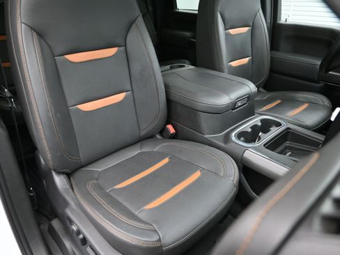 Used 2023 GMC Sierra 2500 AT4 w/ AT4 Premium Plus Package image 39