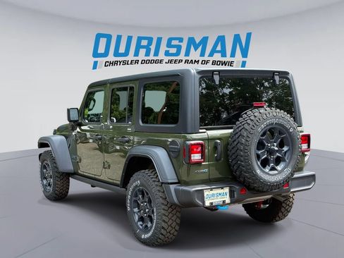 Used 2023 Jeep Wrangler Unlimited w/ Cold Weather Group AWD/4WD image 4