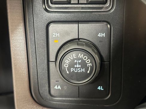 Used 2022 Ford F150 Platinum w/ Max Trailer Tow Package AWD/4WD image 34