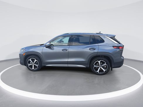 New 2026 Volkswagen Tiguan SE image 6