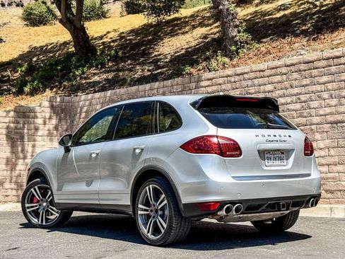 Used 2011 Porsche Cayenne Turbo AWD/4WD image 16