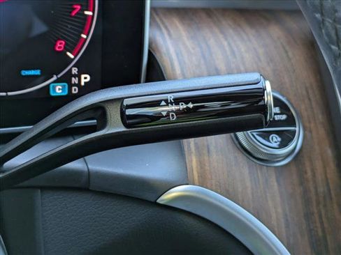 Certified 2025 Mercedes-Benz GLC 300 image 15