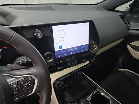 Used 2024 Lexus NX 250 FWD image 15