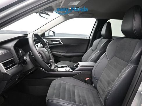 Used 2025 Mitsubishi Outlander SE AWD/4WD image 15
