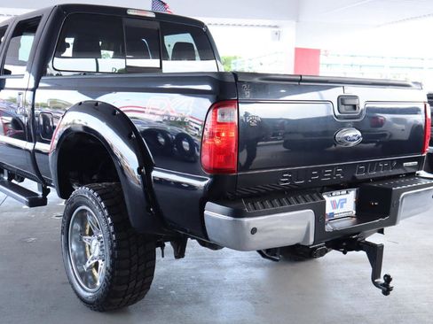 Used 2016 Ford F250 Lariat w/ Chrome Package AWD/4WD image 9