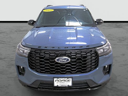 Used 2025 Ford Explorer ST-Line AWD/4WD image 6
