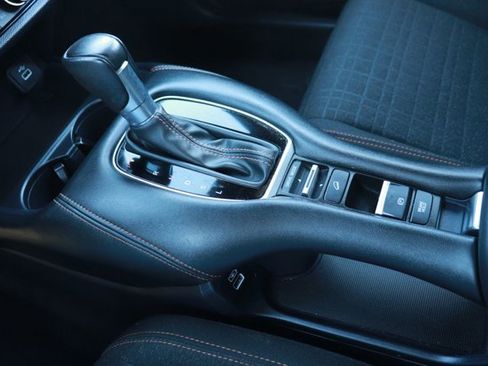 Used 2023 Honda HR-V Sport image 17