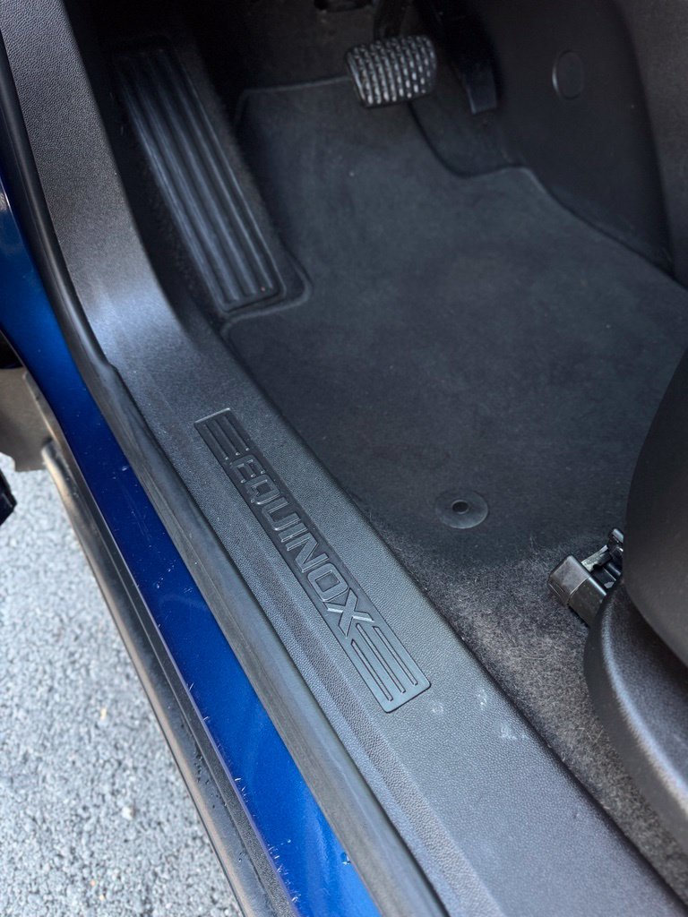 Used 2022 Chevrolet Equinox LT FWD image 14
