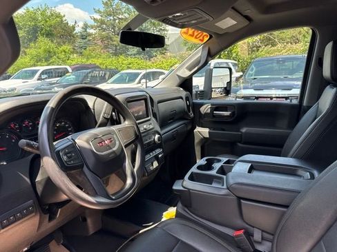 Used 2022 GMC Sierra 3500 Pro w/ Convenience Package AWD/4WD image 12