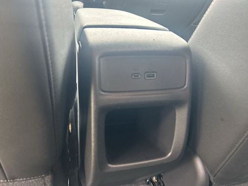 Used 2025 Chevrolet Trax ACTIV w/ Driver Confidence Package FWD image 17