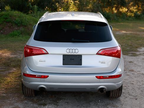 Used 2011 Audi Q5 2.0T Premium image 9