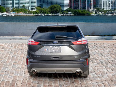 Used 2020 Ford Edge SEL w/ Convenience Package image 6