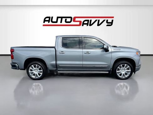 Used 2025 Chevrolet Silverado 1500 High Country AWD/4WD image 8