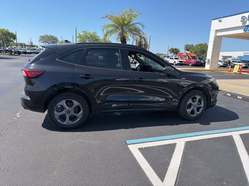 Used 2024 Ford Escape ST-Line w/ Tech Pack #1 AWD/4WD image 4