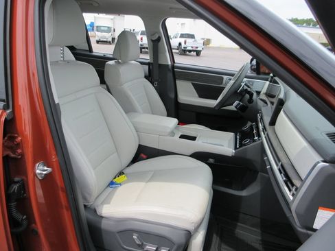Used 2025 Hyundai Santa Fe Calligraphy AWD/4WD image 23