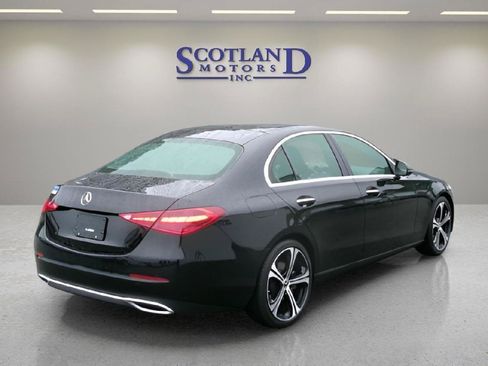 Used 2025 Mercedes-Benz C 300 Sedan image 6