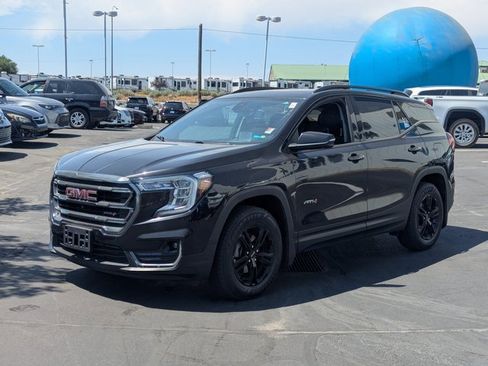 Used 2022 GMC Terrain AT4 w/ Infotainment Package II image 8