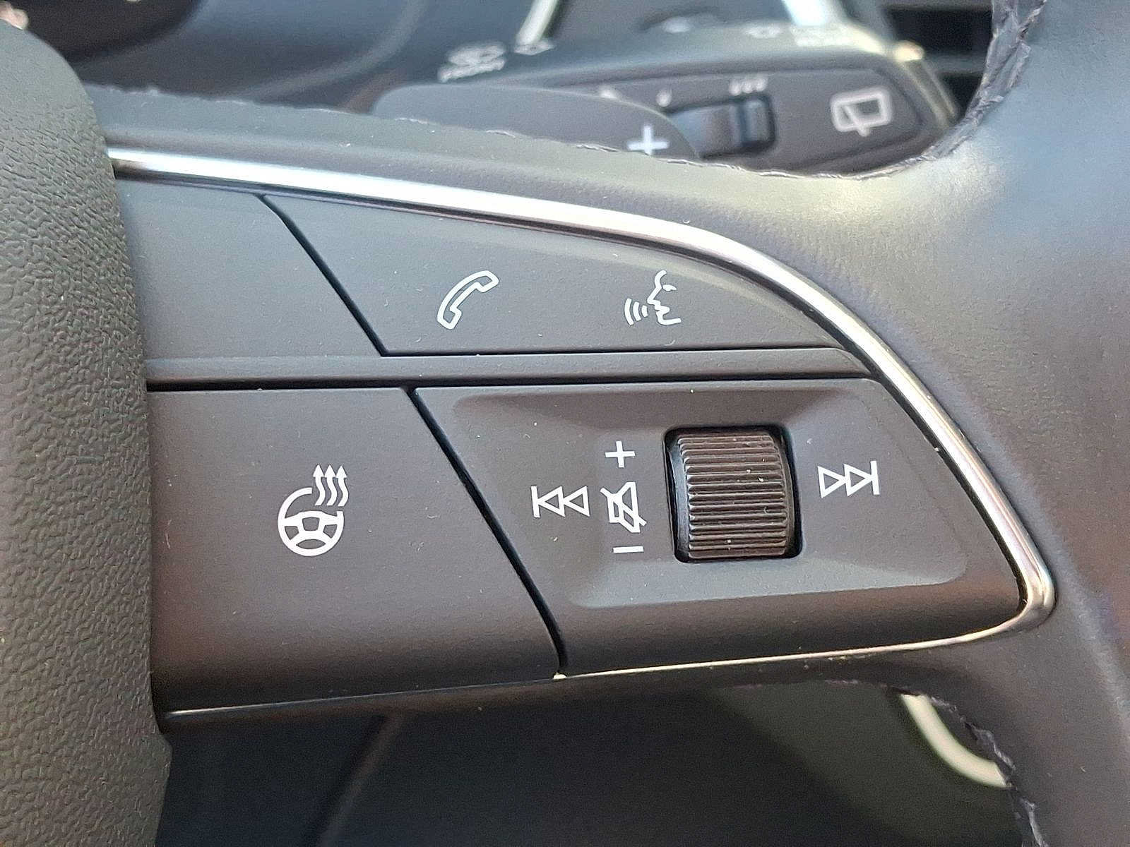 Certified 2024 Audi Q5 e Premium AWD/4WD image 25