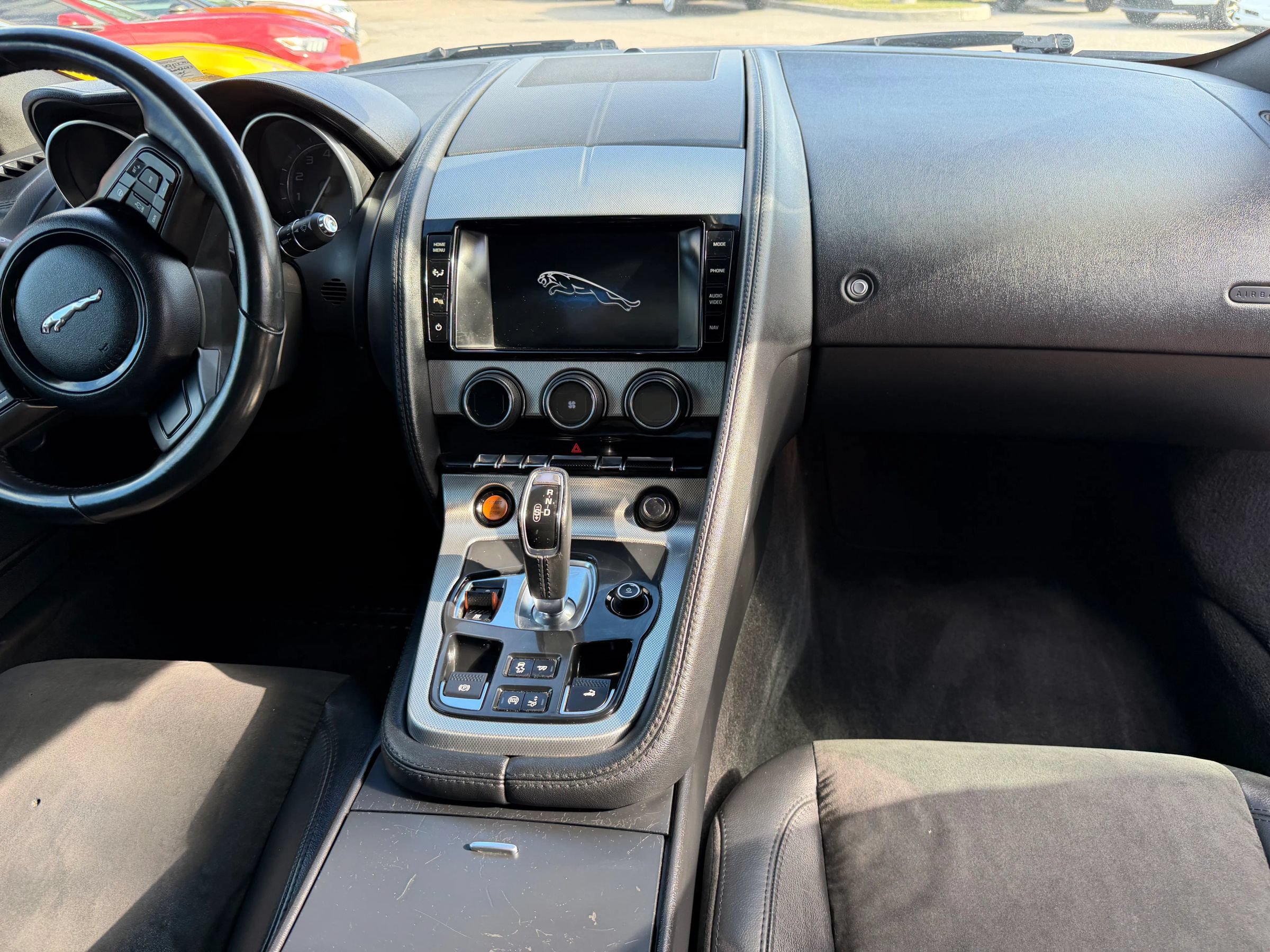 Used 2015 Jaguar F-TYPE Convertible RWD image 20