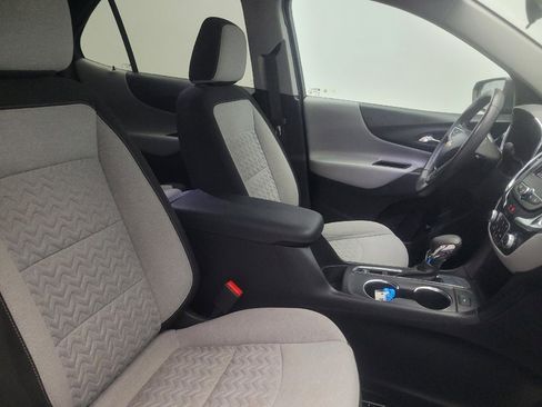 Used 2022 Chevrolet Equinox LT w/ Driver Convenience Package FWD image 22