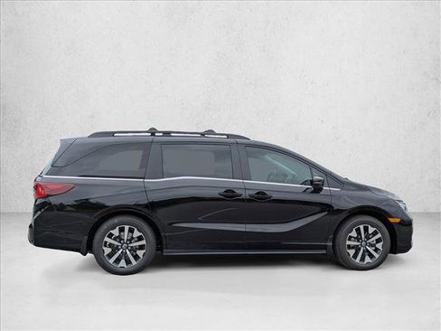 New 2026 Honda Odyssey EX-L image 4