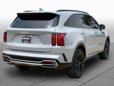 Certified 2023 Kia Sorento SX AWD/4WD image 13
