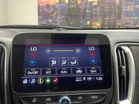 Used 2024 Chevrolet Malibu LT image 15