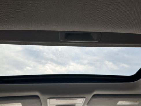 Used 2025 Honda CR-V EX image 21