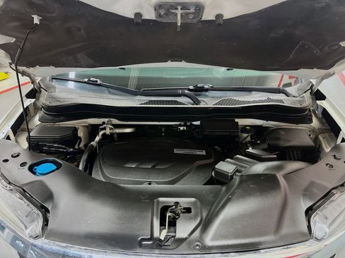 Used 2018 Honda Pilot Touring image 33