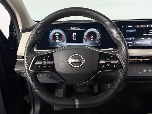 Used 2024 Nissan Ariya FWD image 12