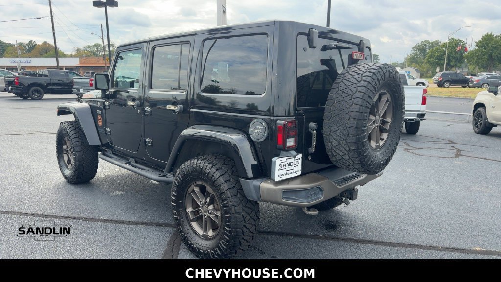 Used 2016 Jeep Wrangler Unlimited Sahara AWD/4WD image 7