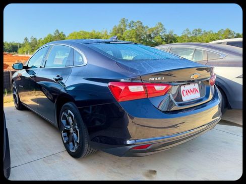 Used 2023 Chevrolet Malibu LT image 3