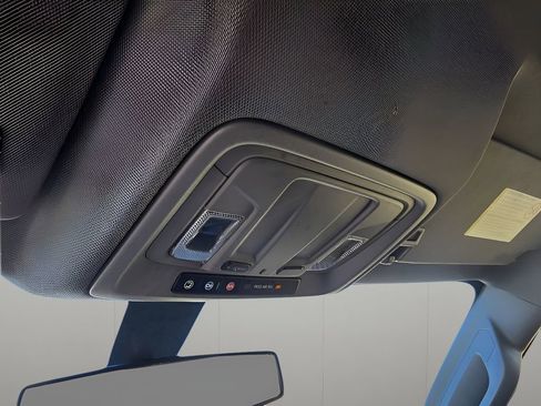 Used 2022 Chevrolet Silverado 2500 LT w/ Convenience Package image 21