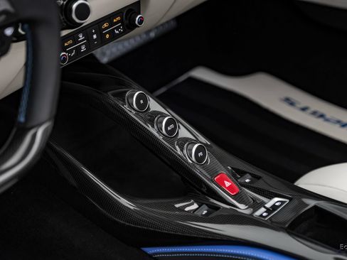 Used 2022 Ferrari 812 GTS RWD image 70