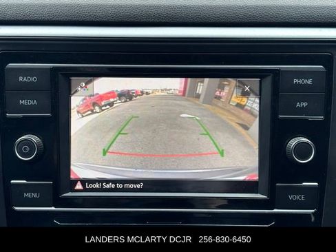 Used 2021 Volkswagen Atlas Cross Sport S image 26