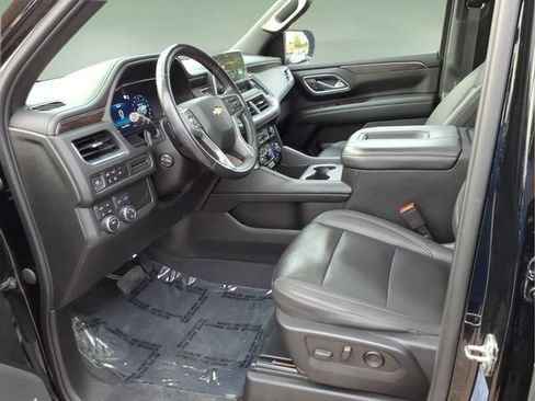 Used 2023 Chevrolet Tahoe LT w/ Luxury Package AWD/4WD image 11